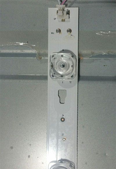 بک لایت ایکس ویژن XC3240