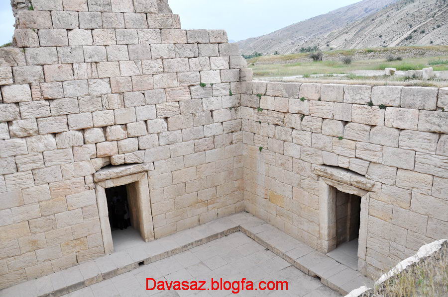 معبد آناهیتا
