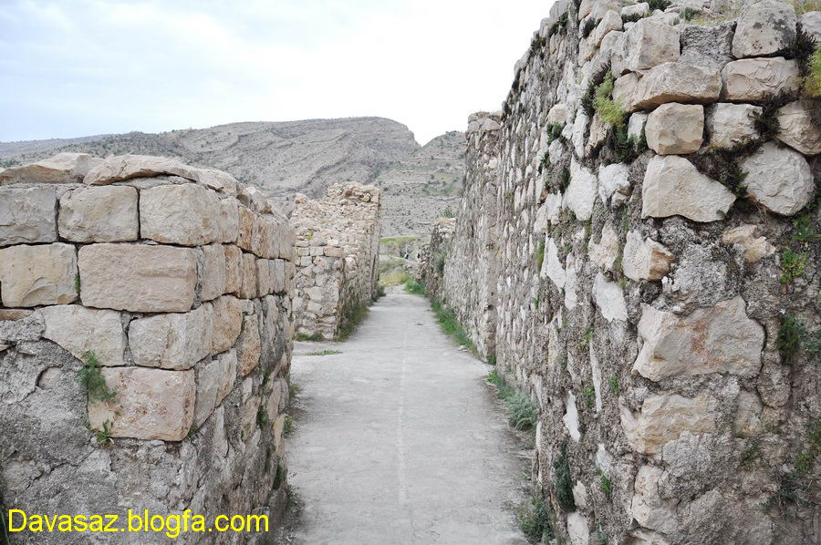 کوچه ای در شهر باستانی بیشابور